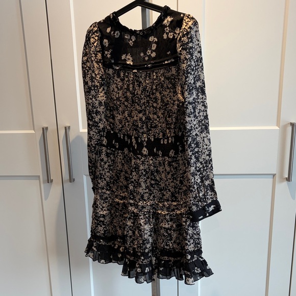 Heartloom Black and Cream Floral Dress - Picture 6 of 9